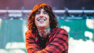 Children's author Oliver Sykes spent hours replying to over 1,000 emails  meant for Bring Me The Horizon frontman