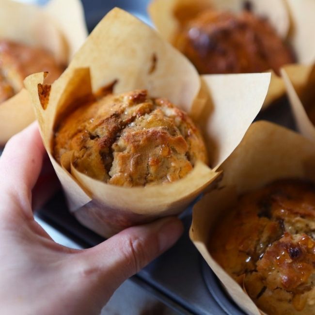 vrc Breakfast Muffins with Apple & Peanut Butter